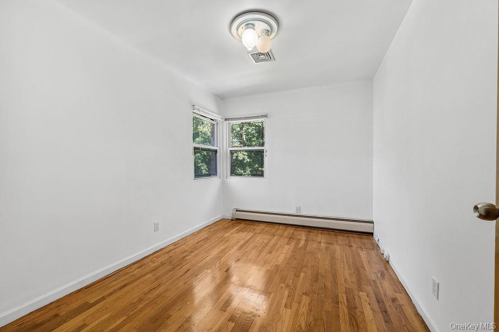 #17 photo, 222-60 Birmington Parkway, Bayside , NY 11364