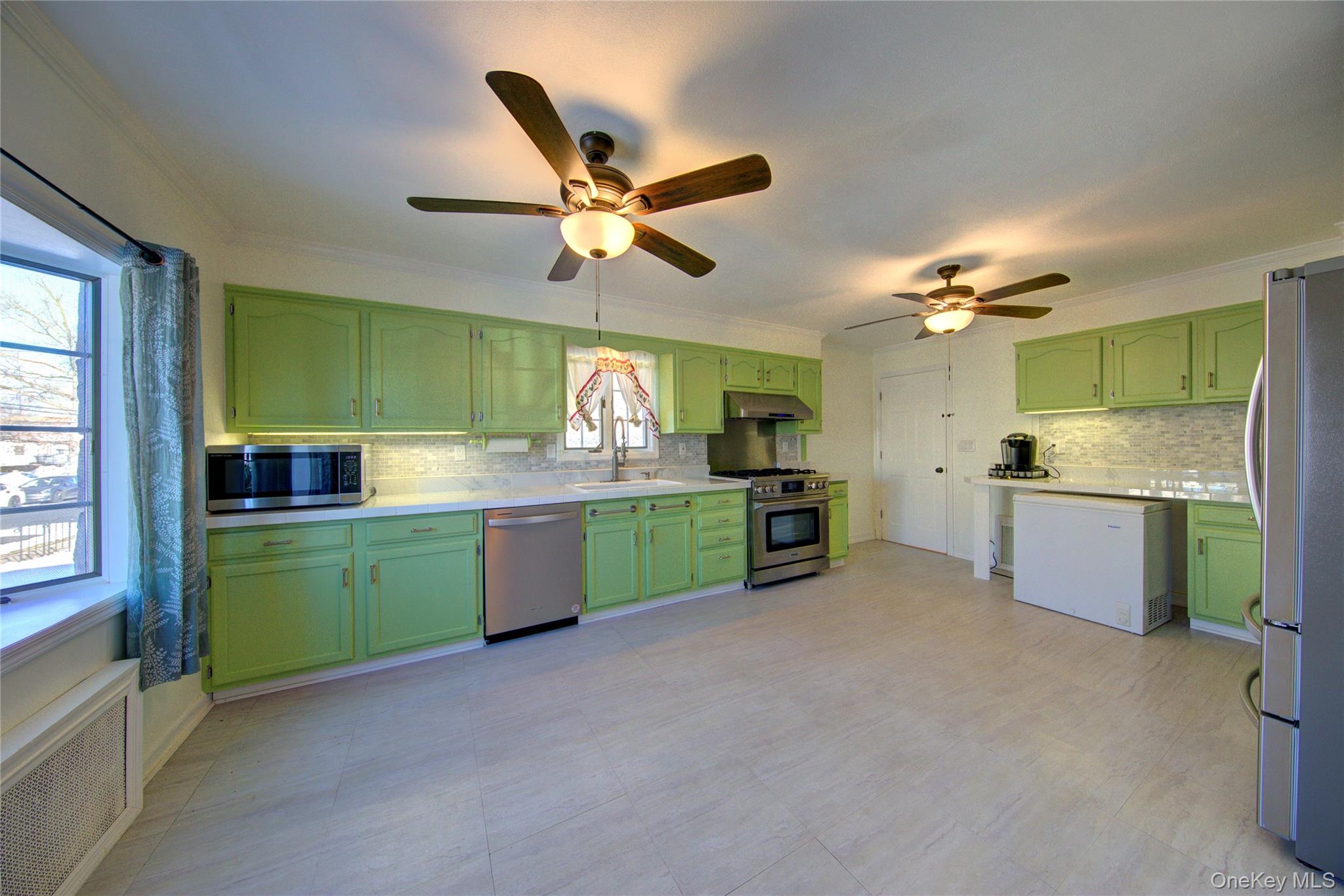 #7 photo, 309 Litchfield Avenue, Elmont , NY 11003