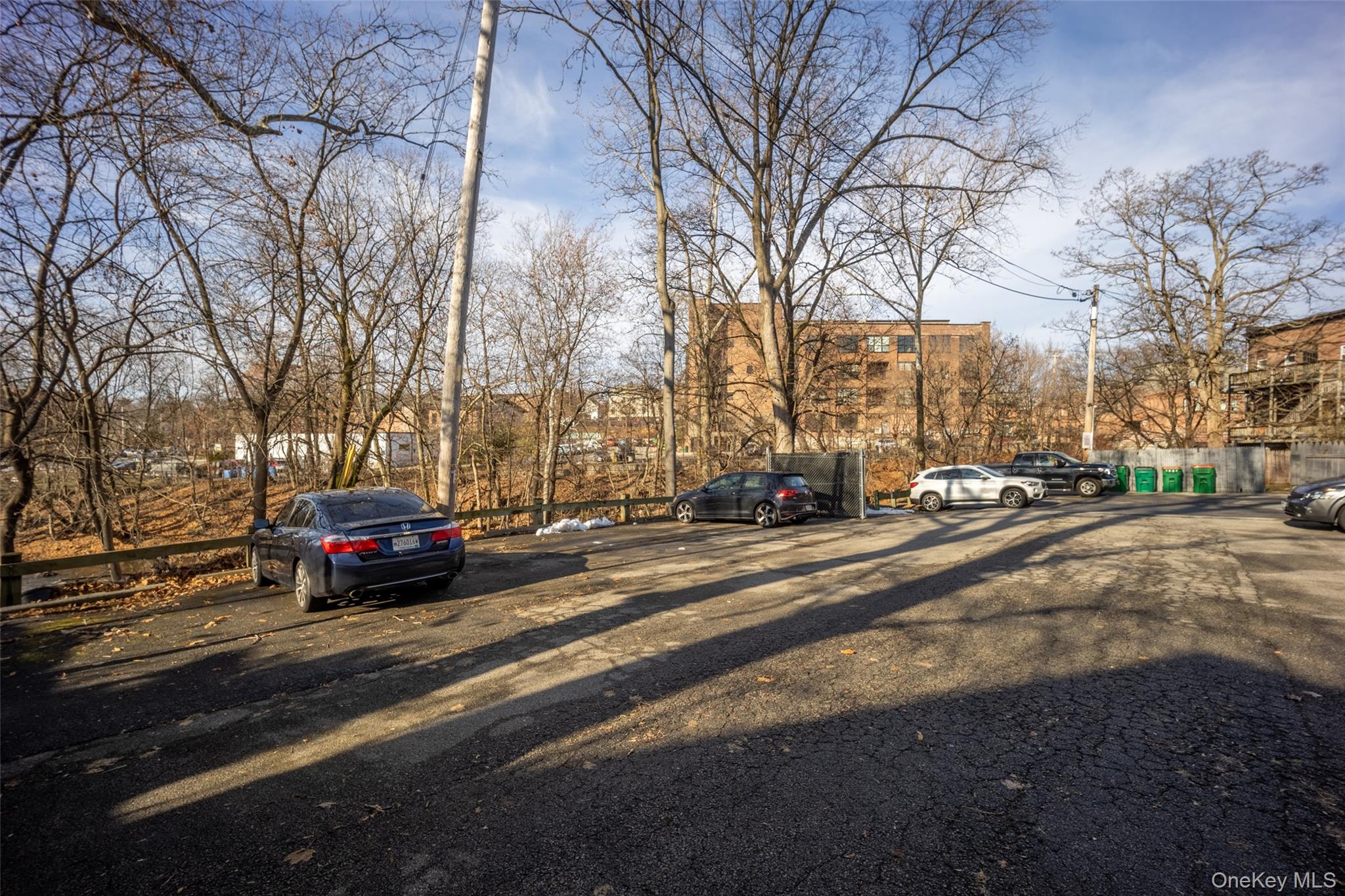 #8 photo, 27 E MAIN, 纽约州 Beacon , NY 12508