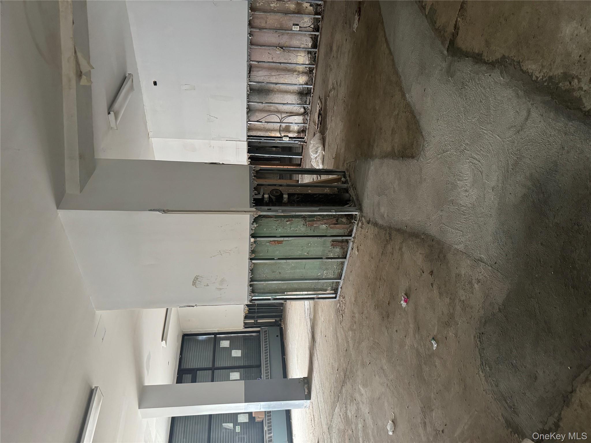 #11 photo, 1105 College Avenue, Бронкс ‖ Bronx , NY 10456