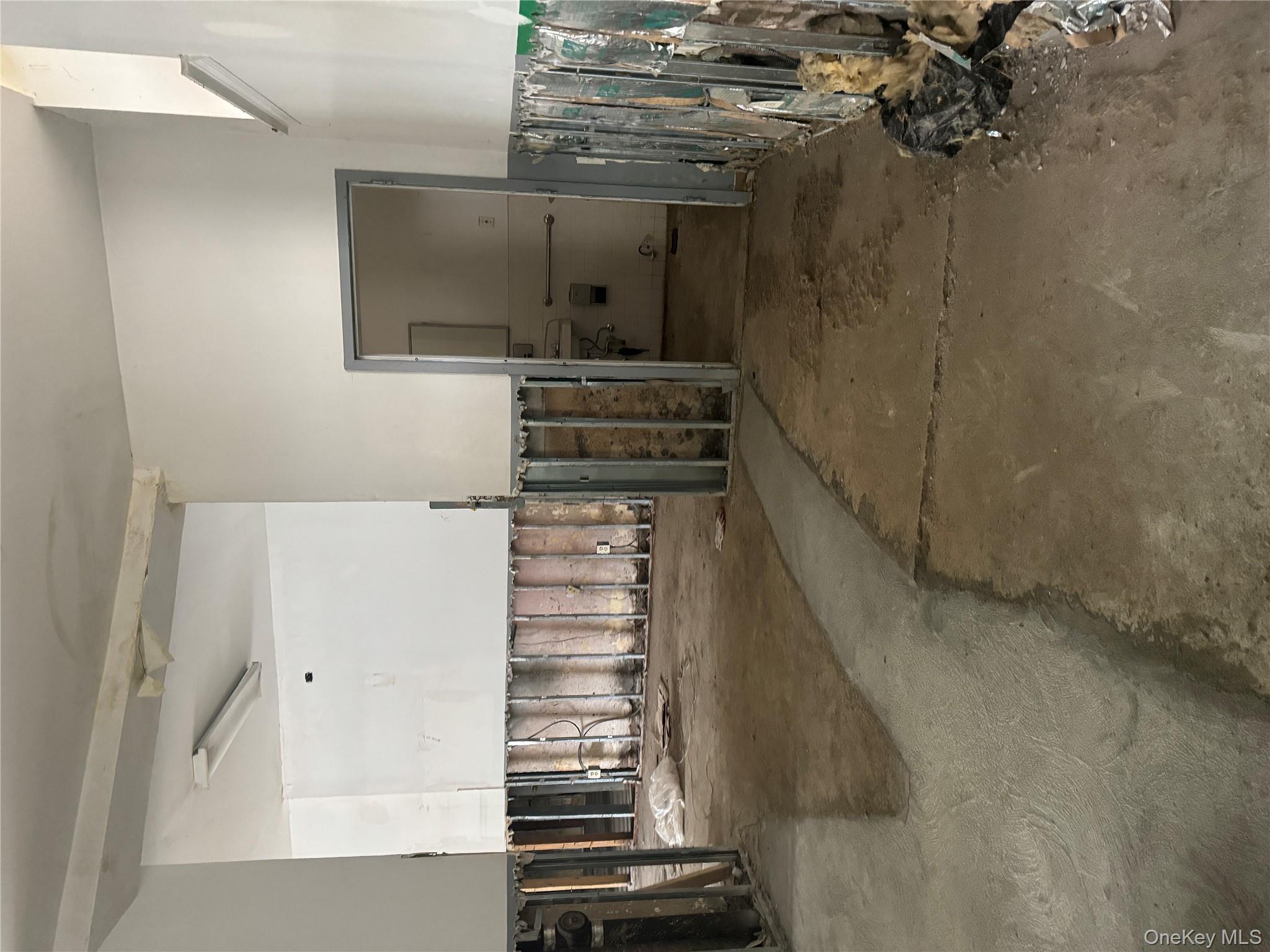 #14 photo, 1105 College Avenue, Бронкс ‖ Bronx , NY 10456