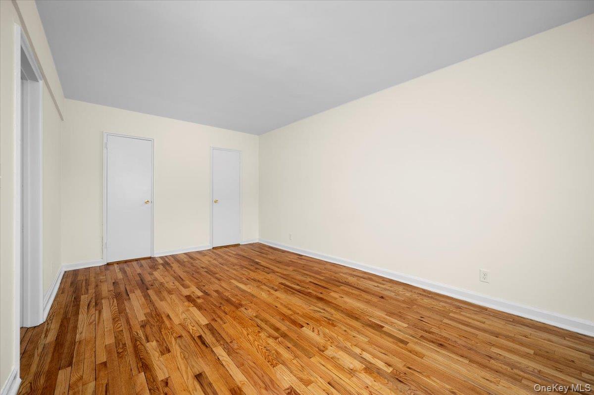 #9 photo, 437 Pelham Road, New Rochelle , NY 10805