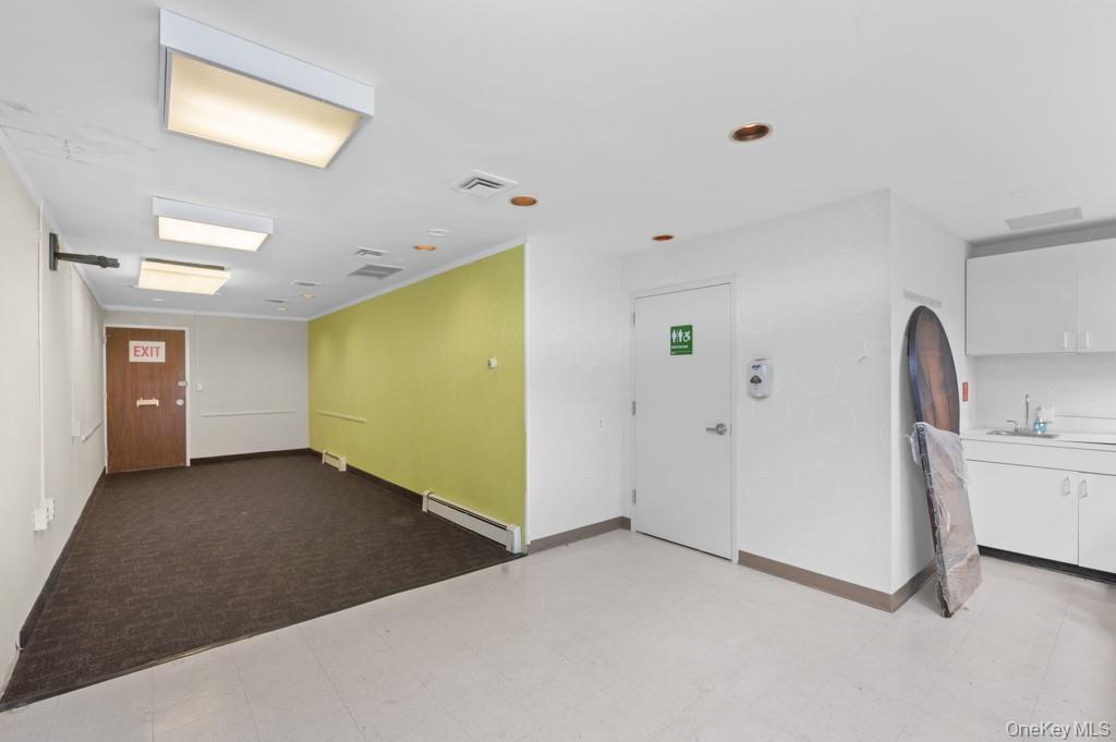 #12 photo, 200 S Broadway, Tarrytown , NY 10591