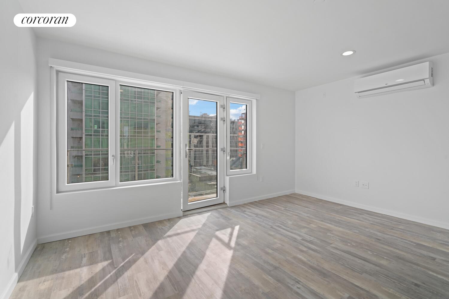 #5 photo, Long Island City, कुईंस Long Island City , NY 11101