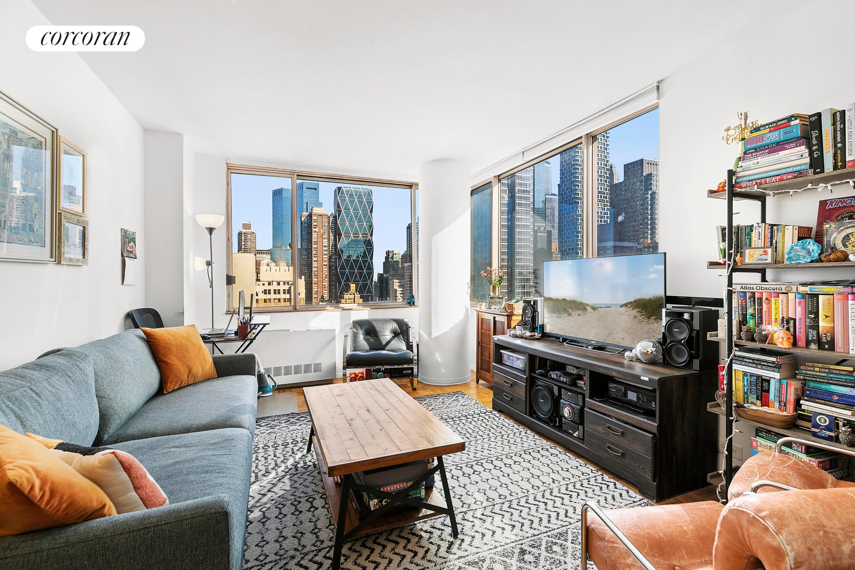 #1 photo, New York City, मैनहटन Hell's Kitchen , NY 10019