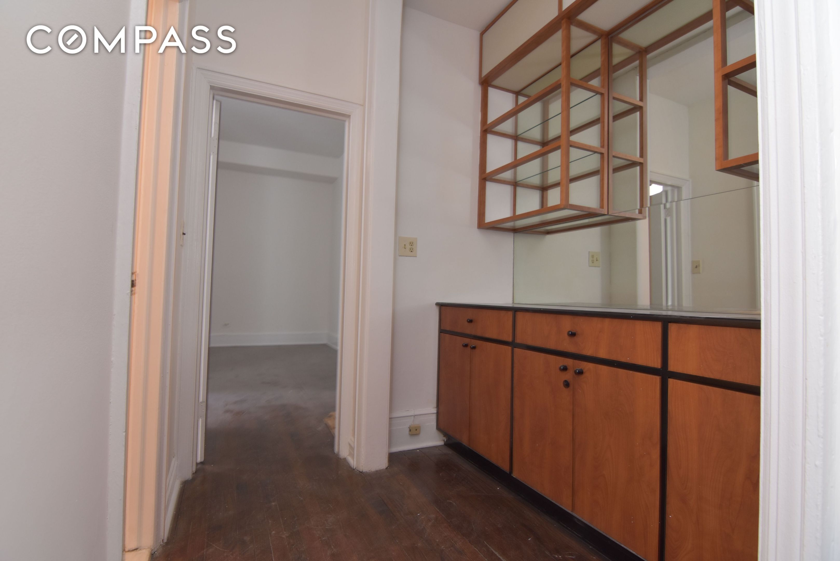 #10 photo, 18 E 67th Street, Lenox Hill , NY 10065