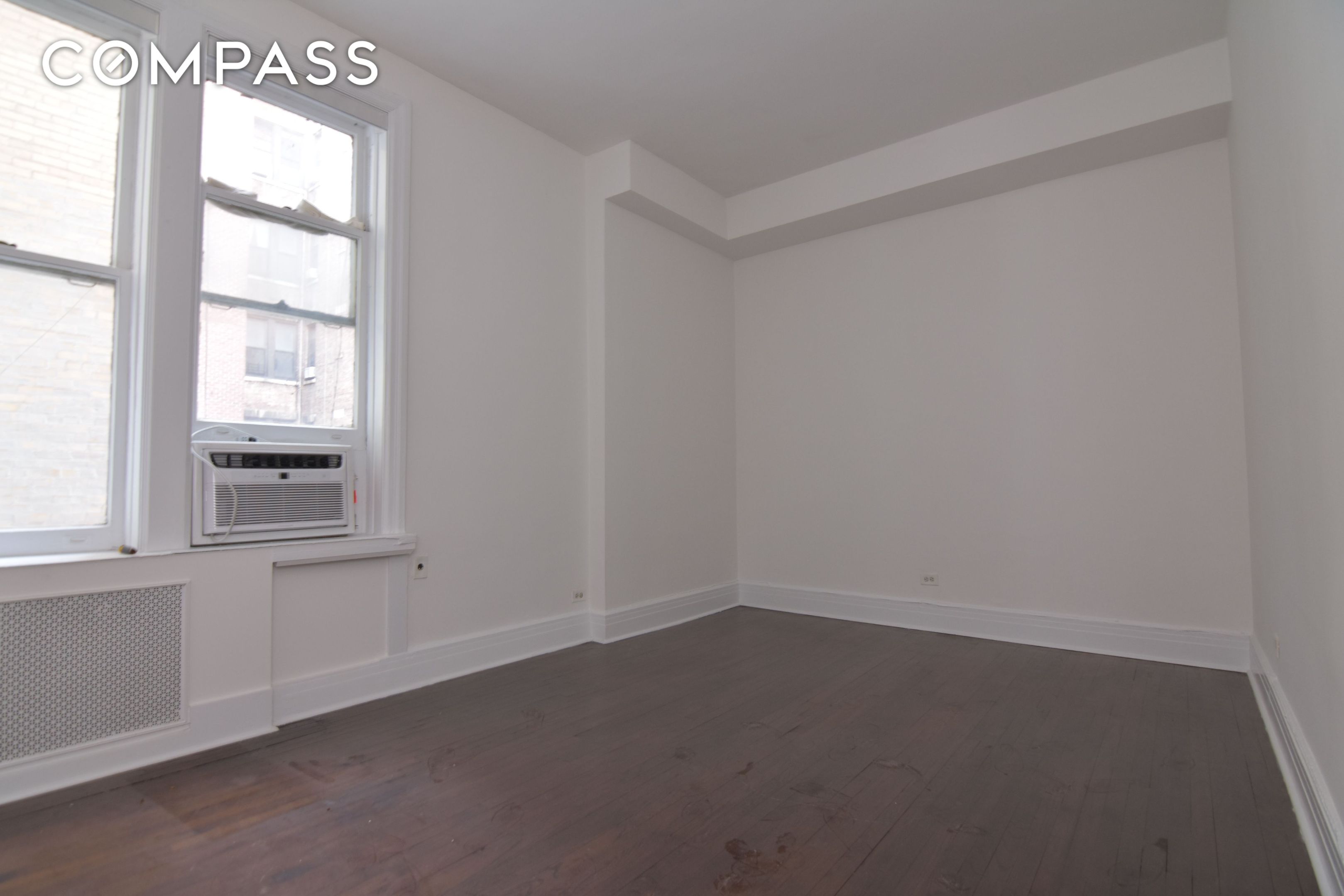 #11 photo, 18 E 67th Street, Lenox Hill , NY 10065