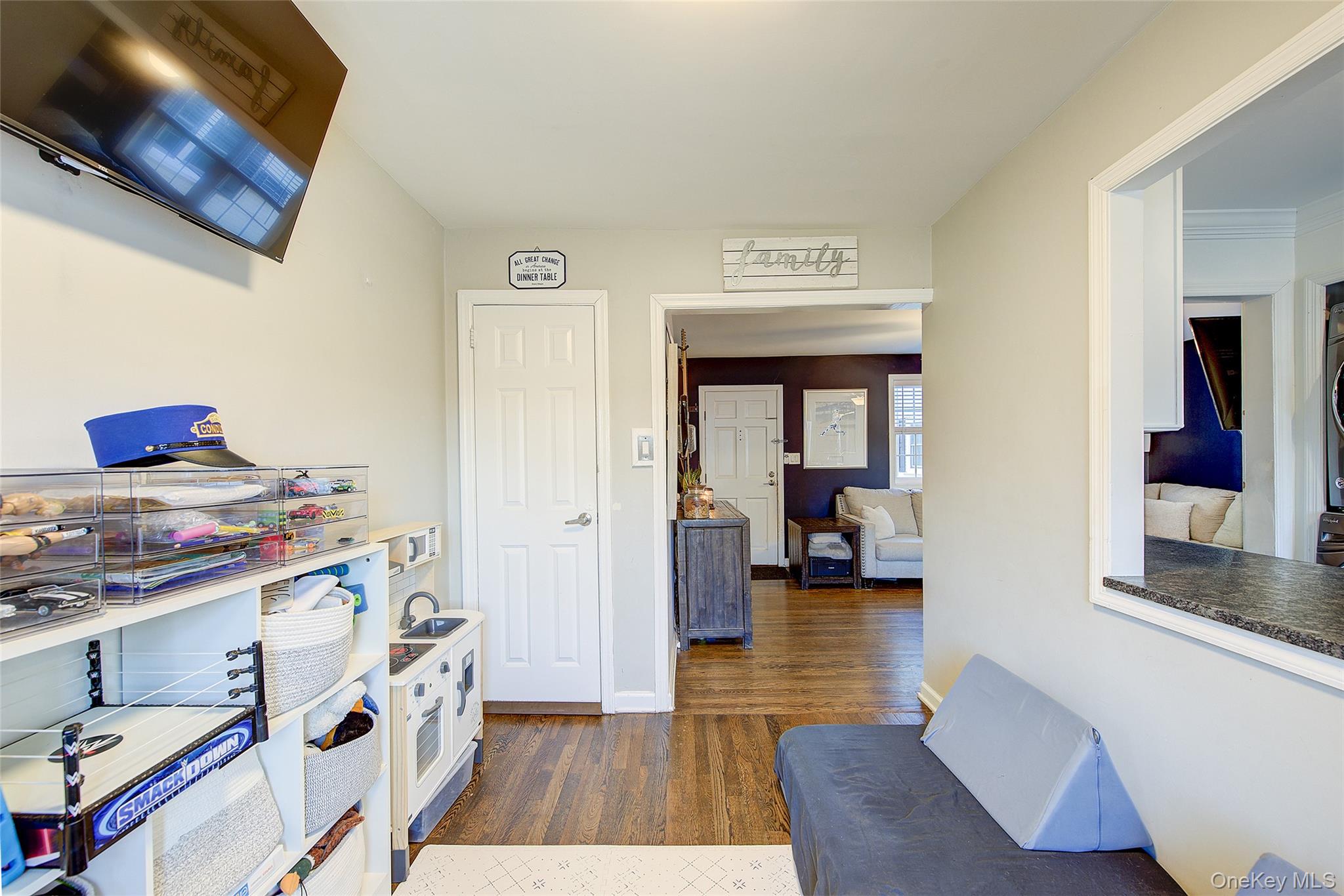 #12 photo, 67-46 224th Street, बेसाइड Bayside , NY 11364