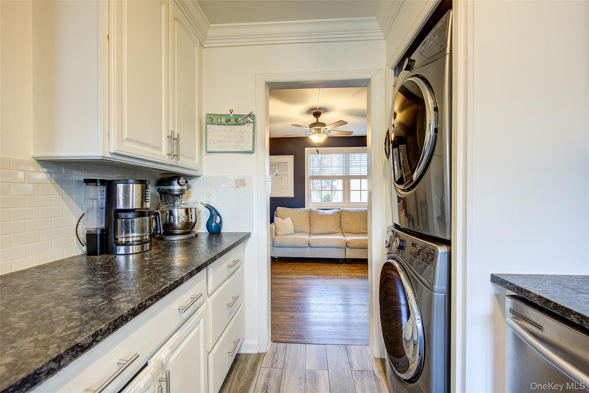 #16 photo, 67-46 224th Street, बेसाइड Bayside , NY 11364