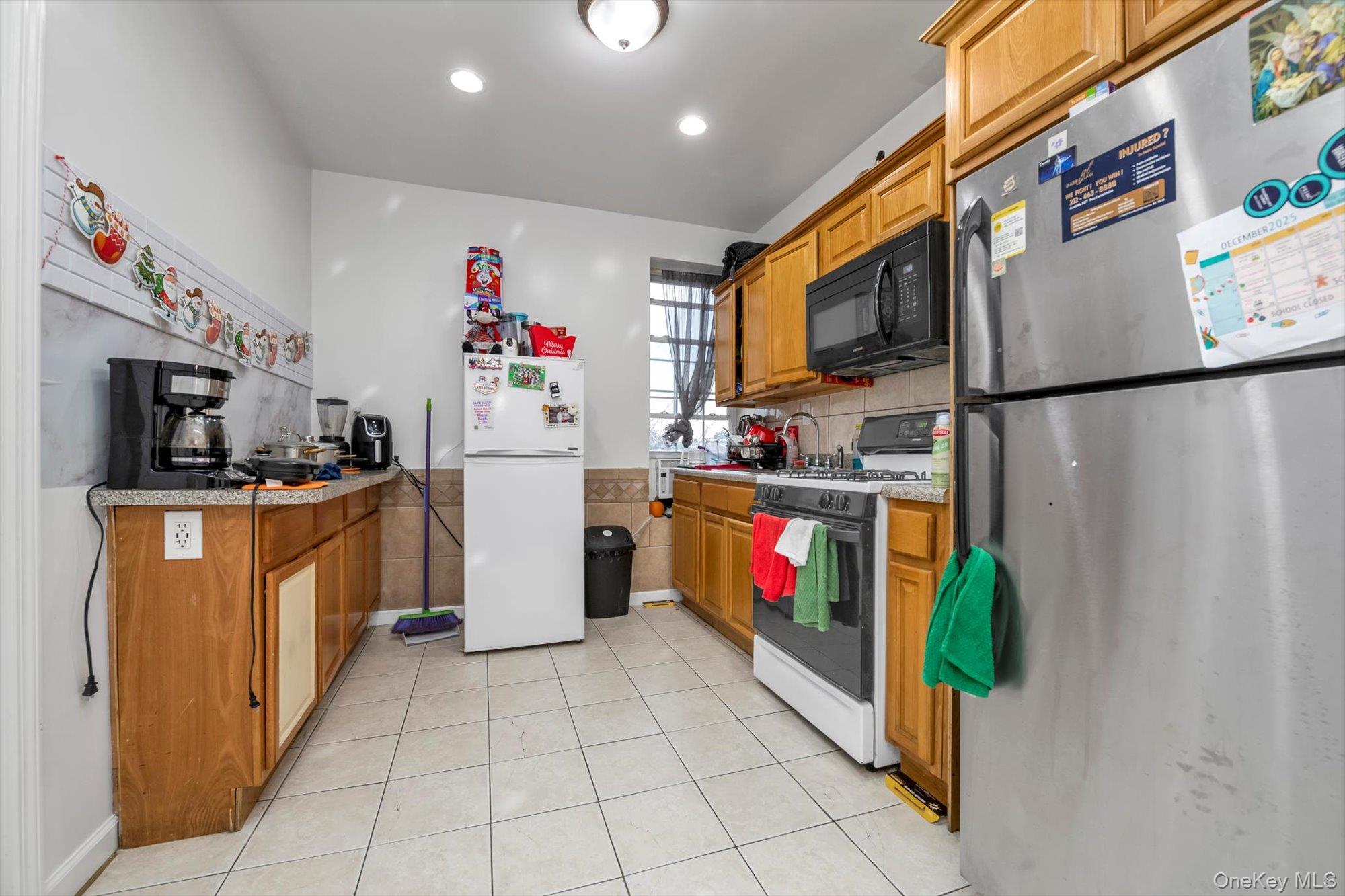 #12 photo, 80 Etna Street, ब्रुकलीन Brooklyn , NY 11208