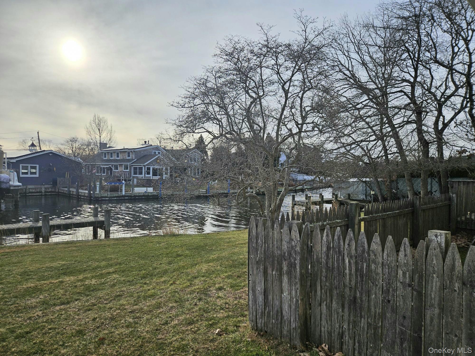 #3 photo, 182 Connetquot Drive, سوفولك Oakdale , NY 11769