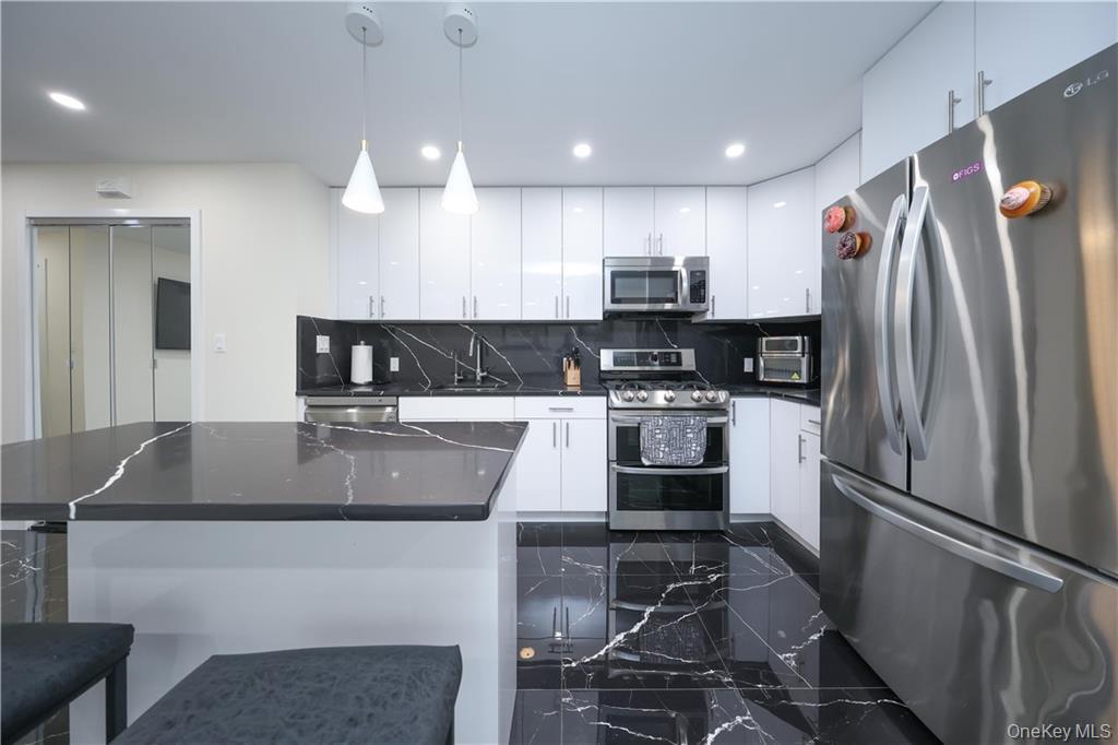 #12 photo, 2295 E 26th Street, 브루클린 Brooklyn , NY 11229