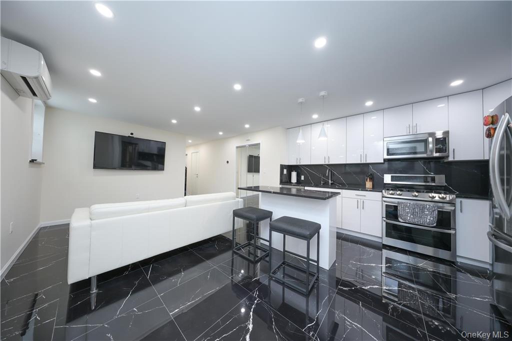 #13 photo, 2295 E 26th Street, 브루클린 Brooklyn , NY 11229