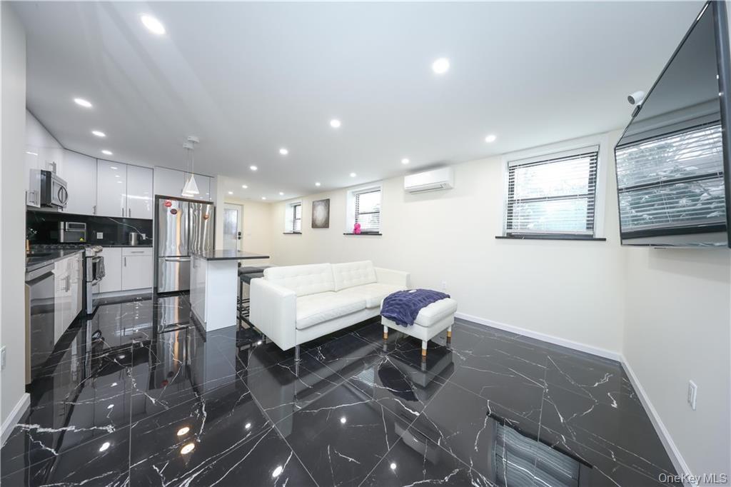 #16 photo, 2295 E 26th Street, 브루클린 Brooklyn , NY 11229