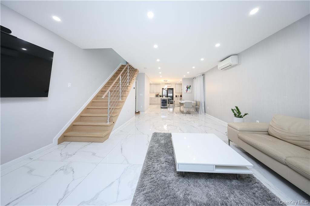 #5 photo, 2295 E 26th Street, 브루클린 Brooklyn , NY 11229