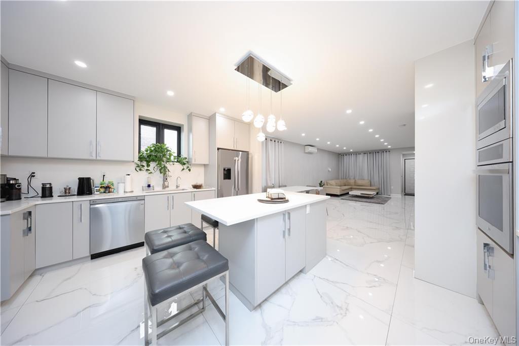 #8 photo, 2295 E 26th Street, 브루클린 Brooklyn , NY 11229