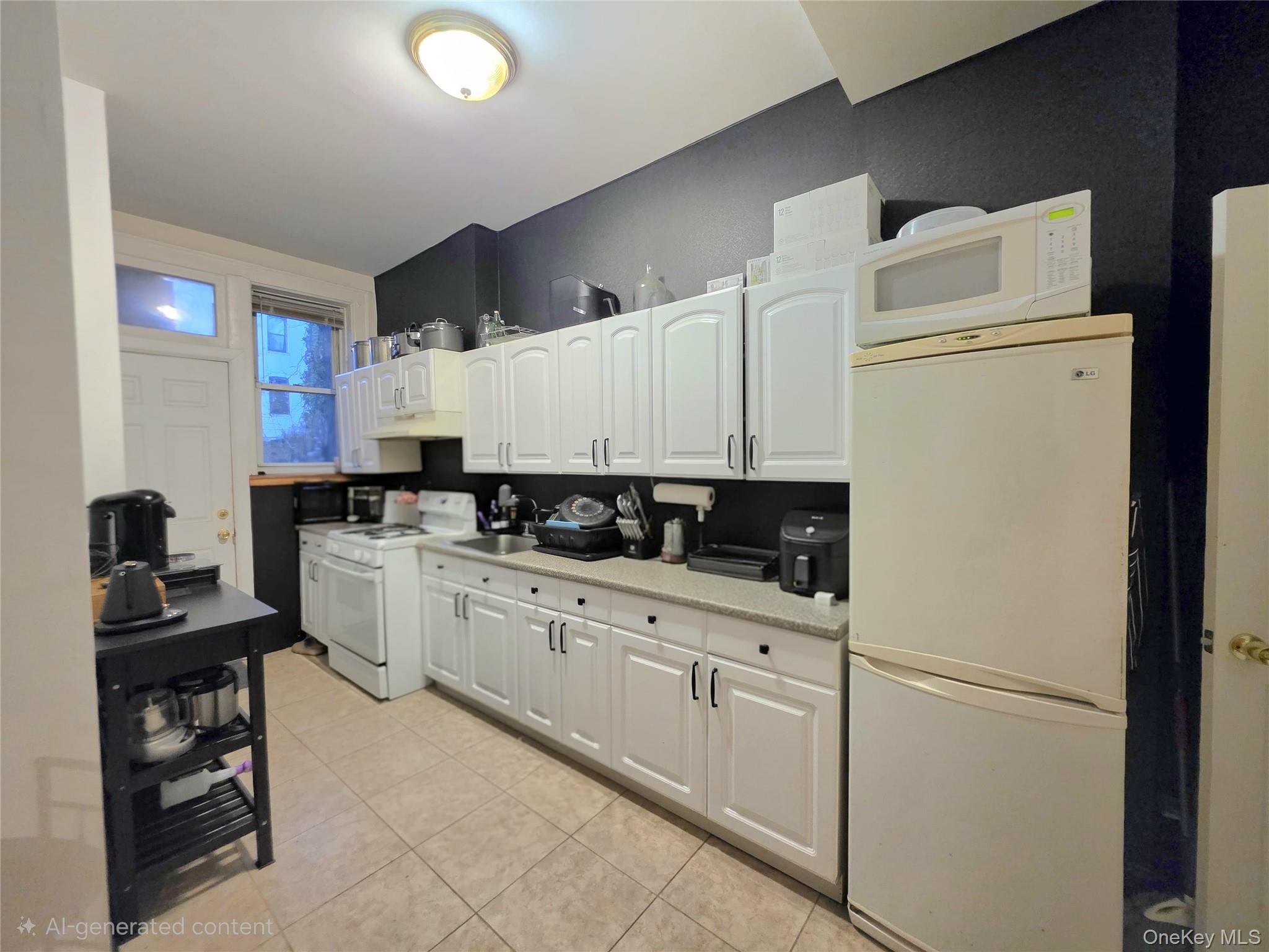 #4 photo, 11 Clarkson Avenue, Brooklyn , NY 11226