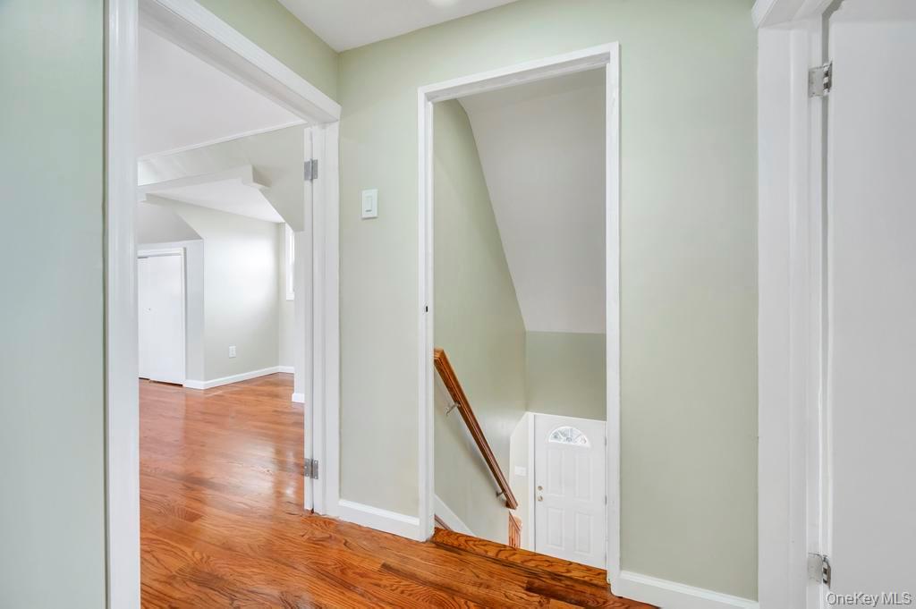 #17 photo, 2127 Erma Drive, नासाउ काउंटी East Meadow , NY 11554