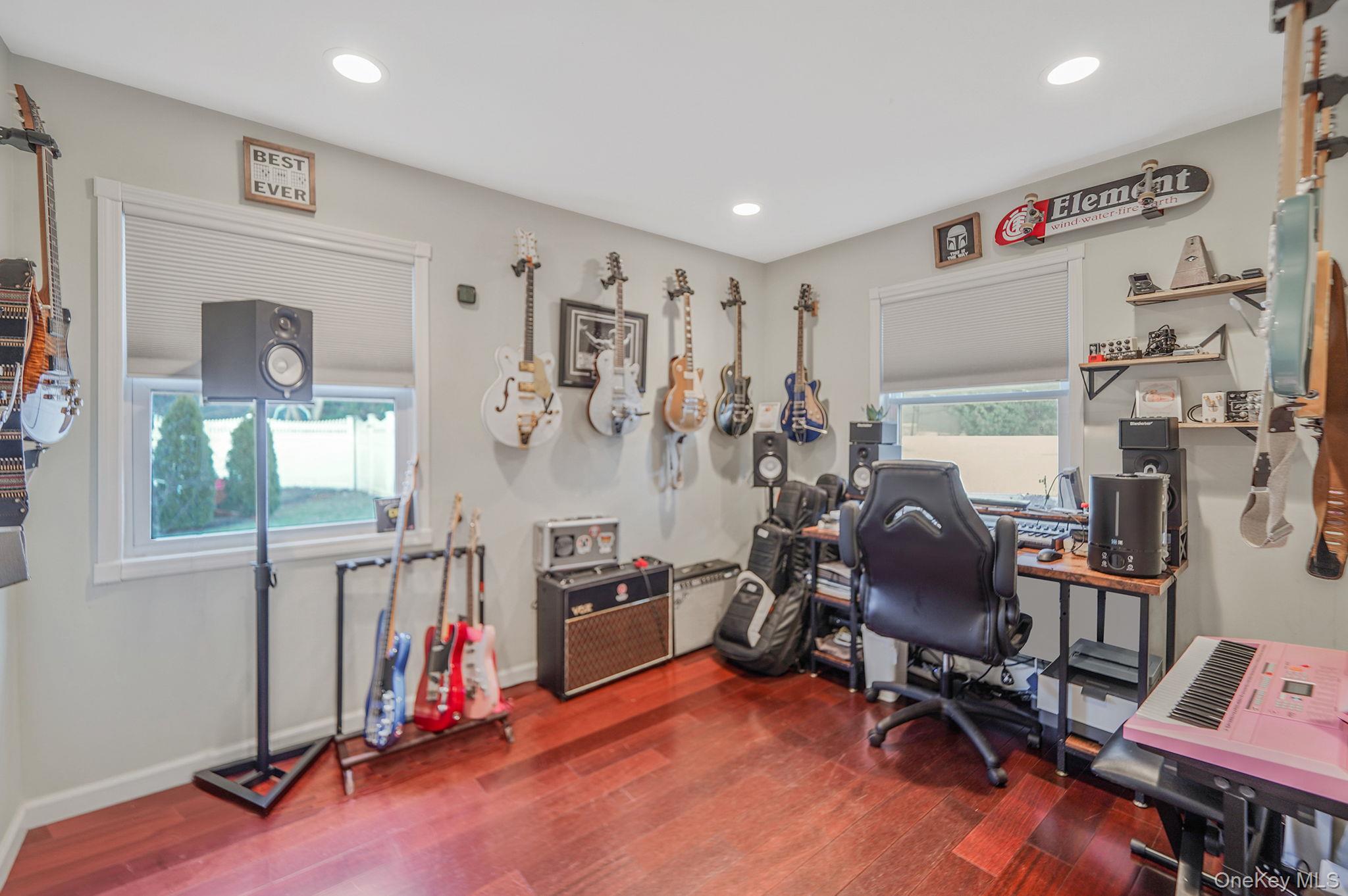 #19 photo, 10 Pickwick Court, সাফোক কাউন্টি Stony Brook , NY 11790