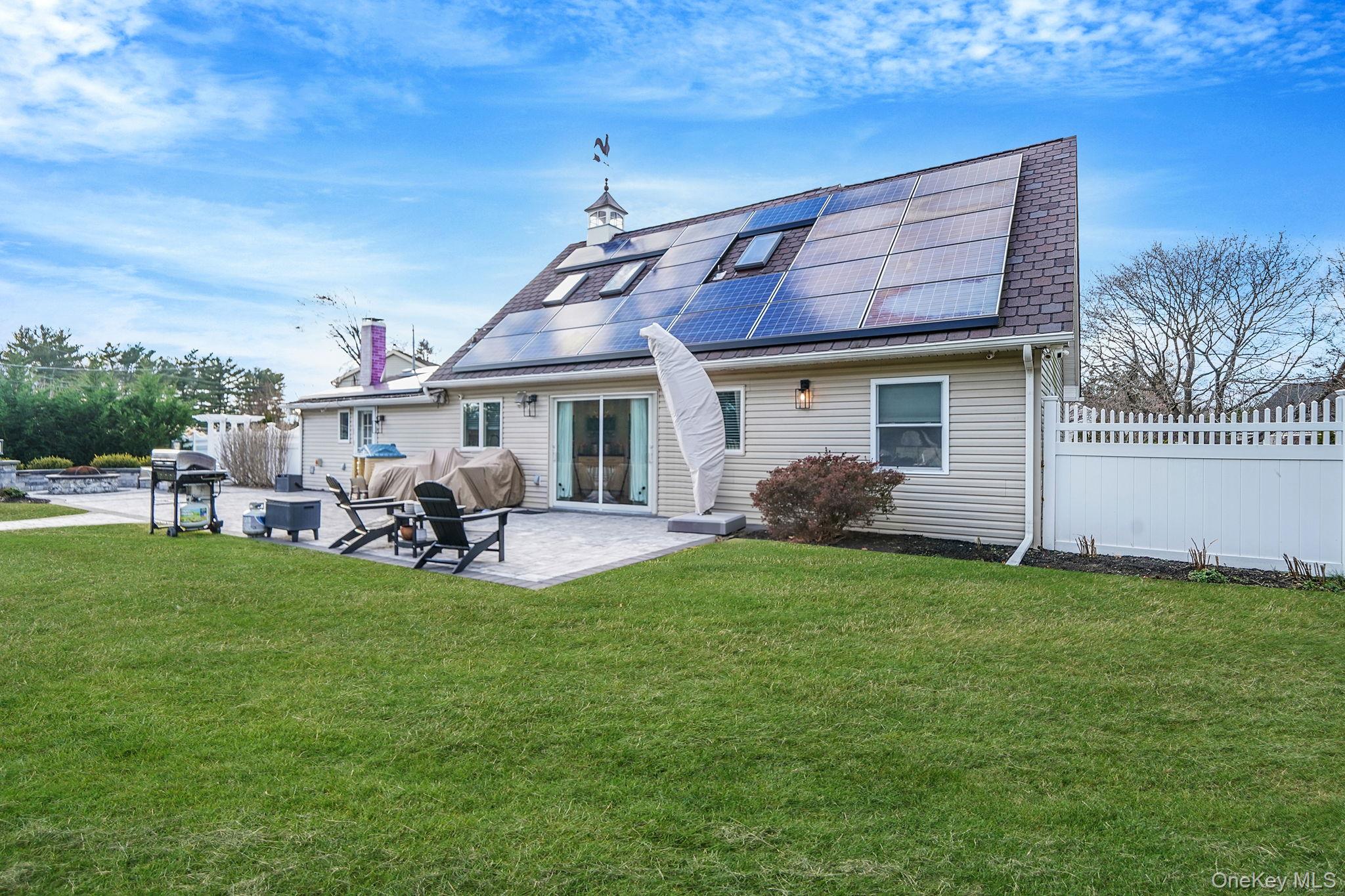 #3 photo, 10 Pickwick Court, সাফোক কাউন্টি Stony Brook , NY 11790