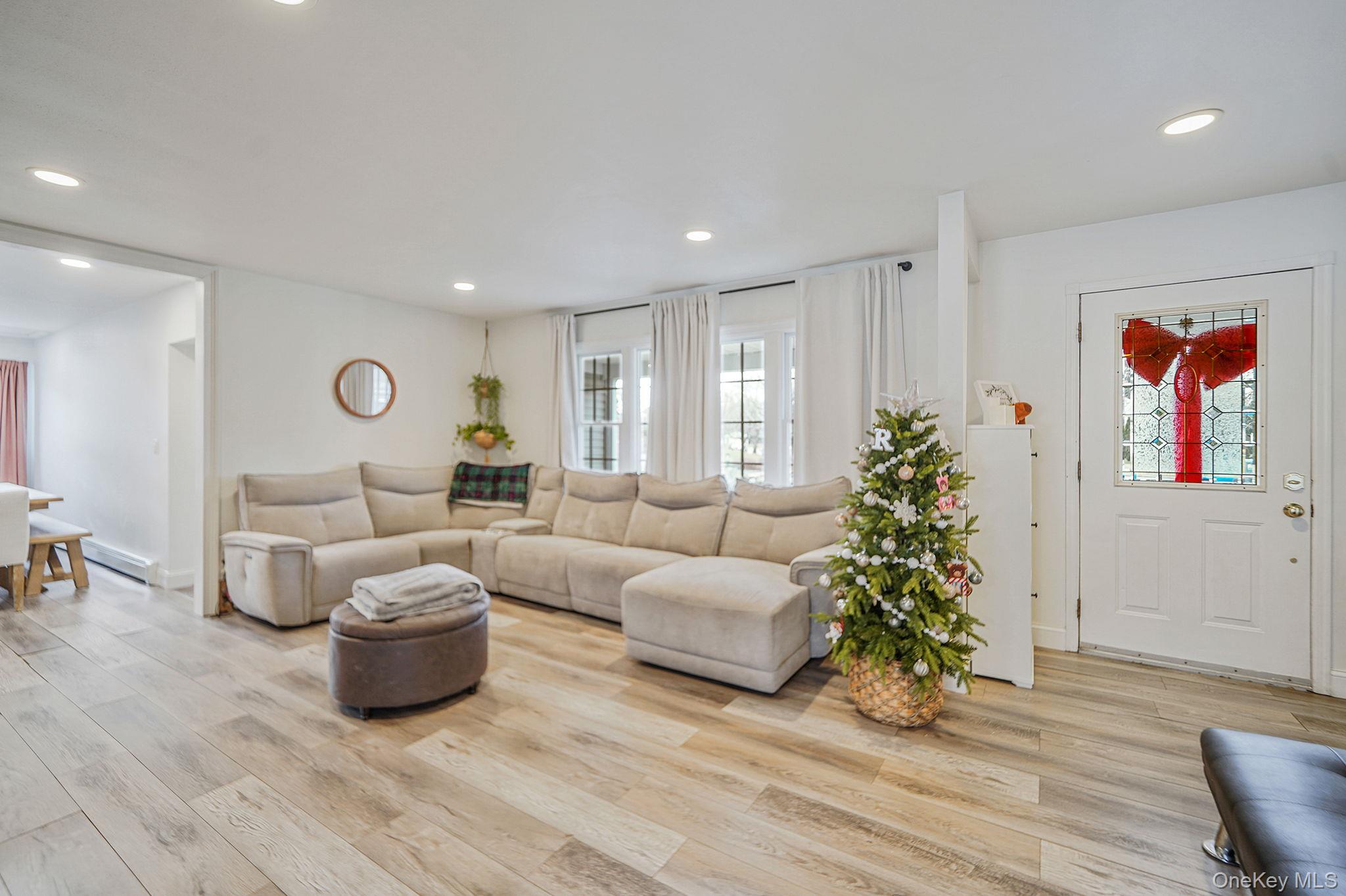 #9 photo, 10 Pickwick Court, সাফোক কাউন্টি Stony Brook , NY 11790