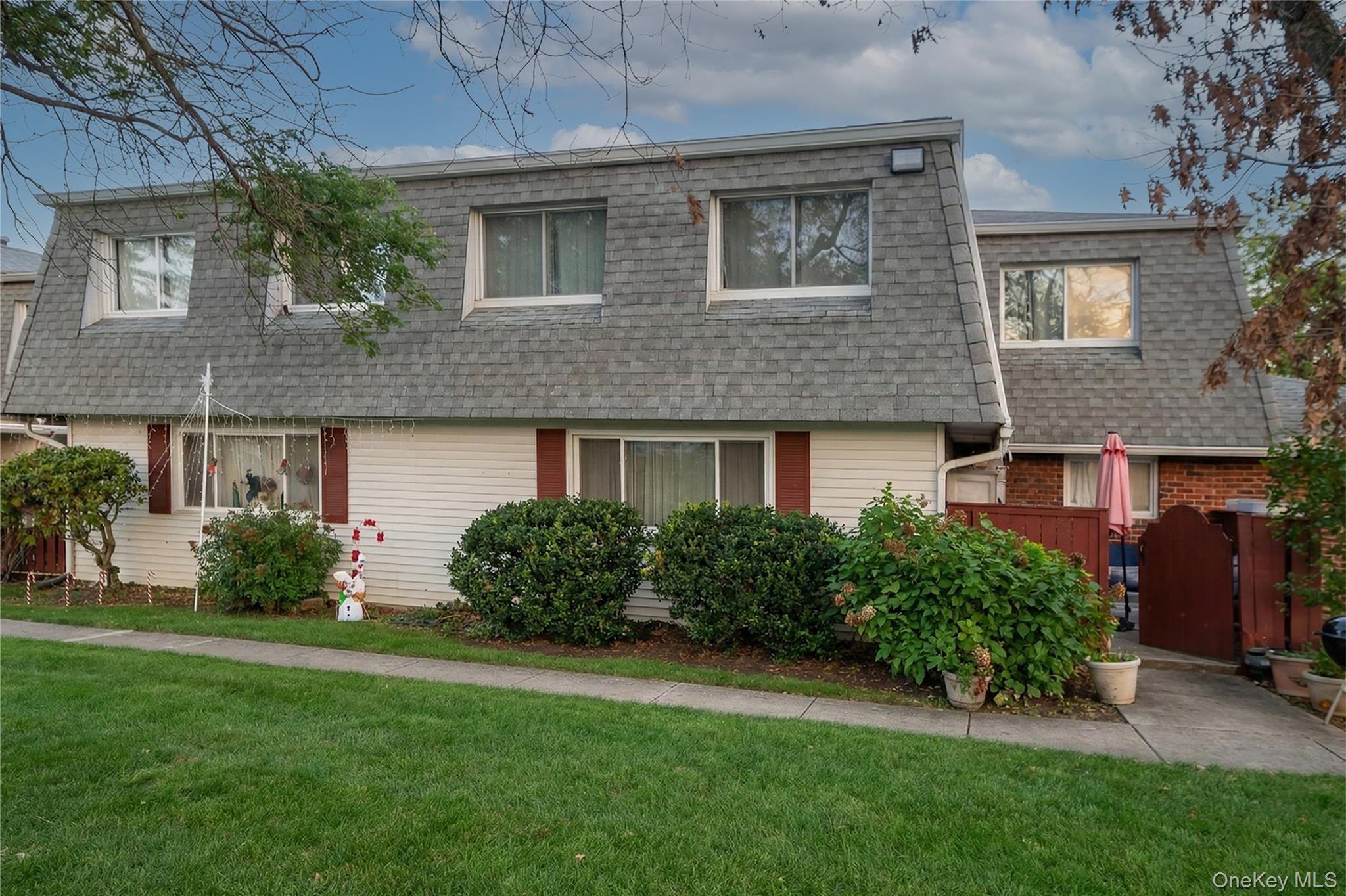#1 photo, 288 Feller Drive, Central Islip , NY 11722