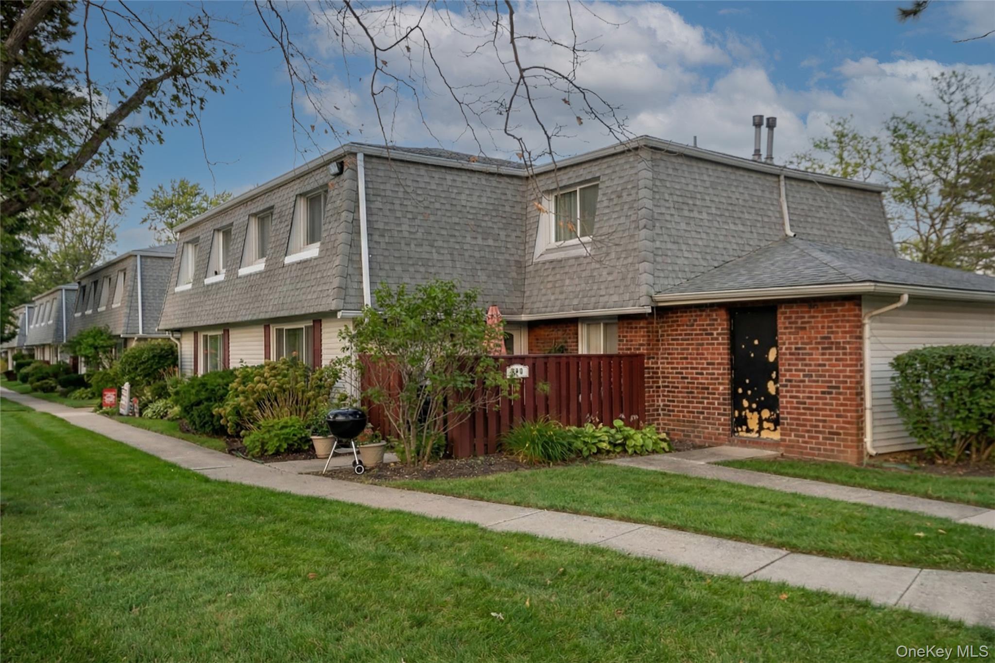 #2 photo, 288 Feller Drive, Central Islip , NY 11722