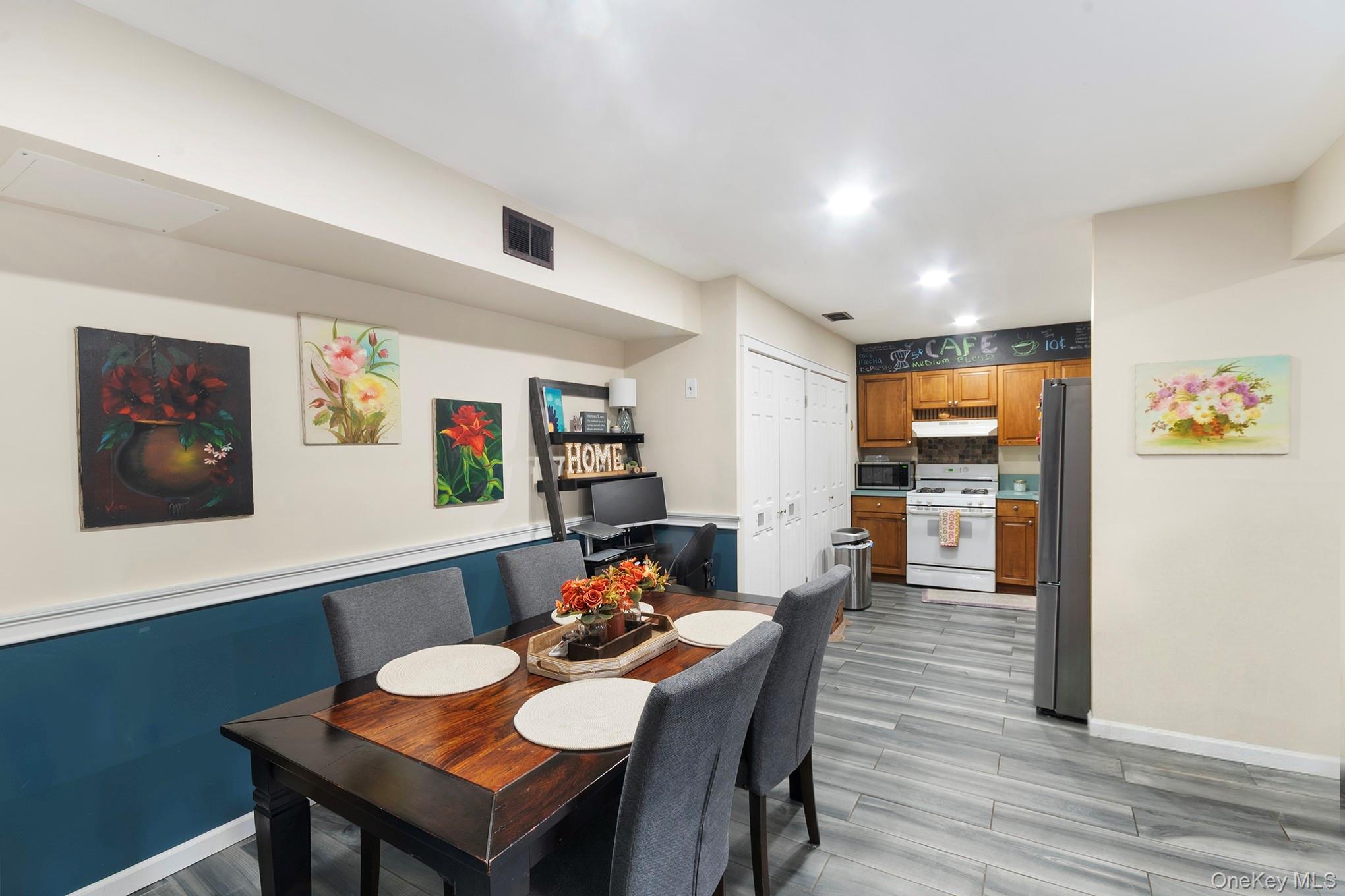 #6 photo, 288 Feller Drive, Central Islip , NY 11722