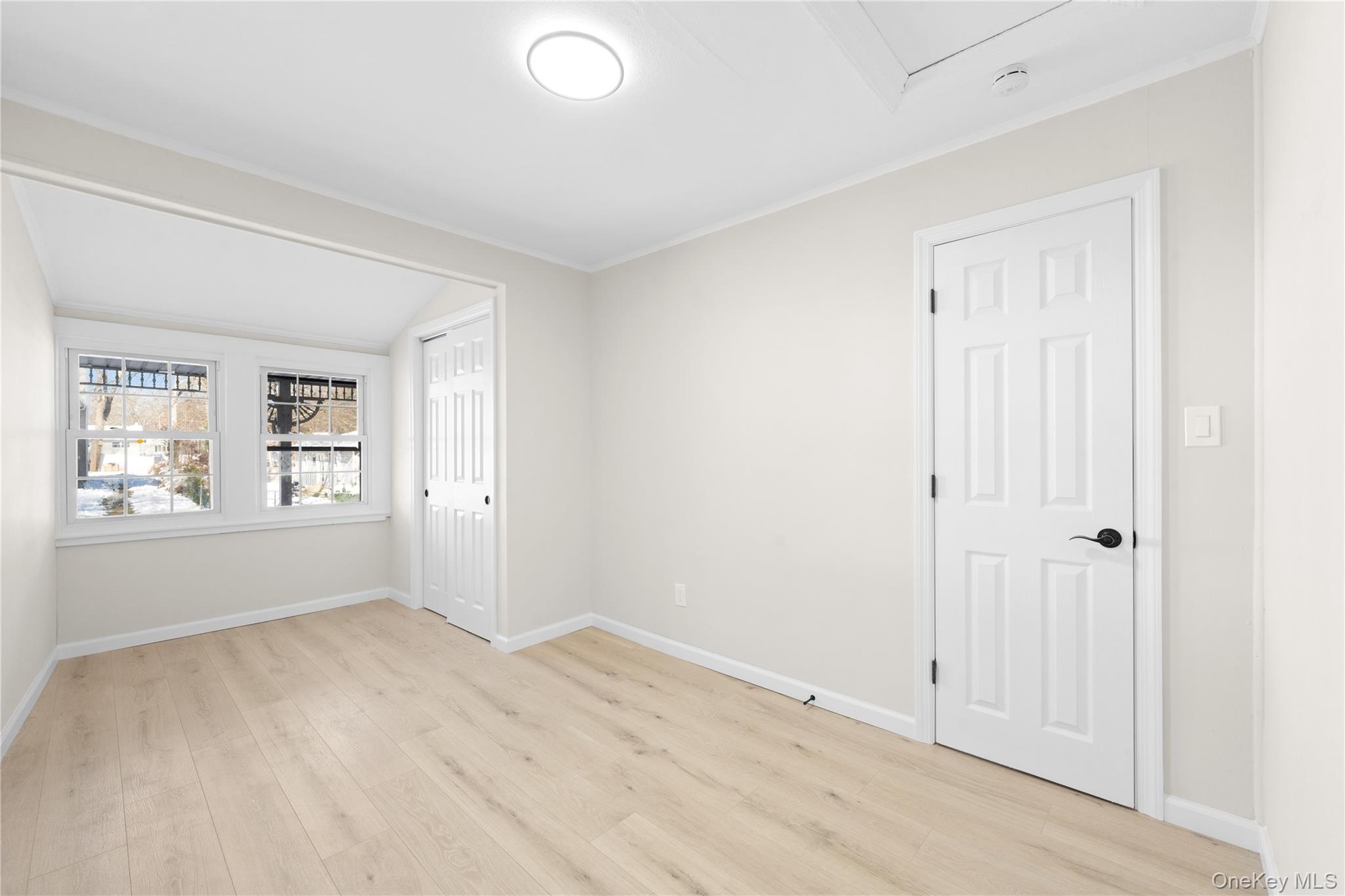 #20 photo, 10 Pinedale Avenue, سوفولك Farmingville , NY 11738