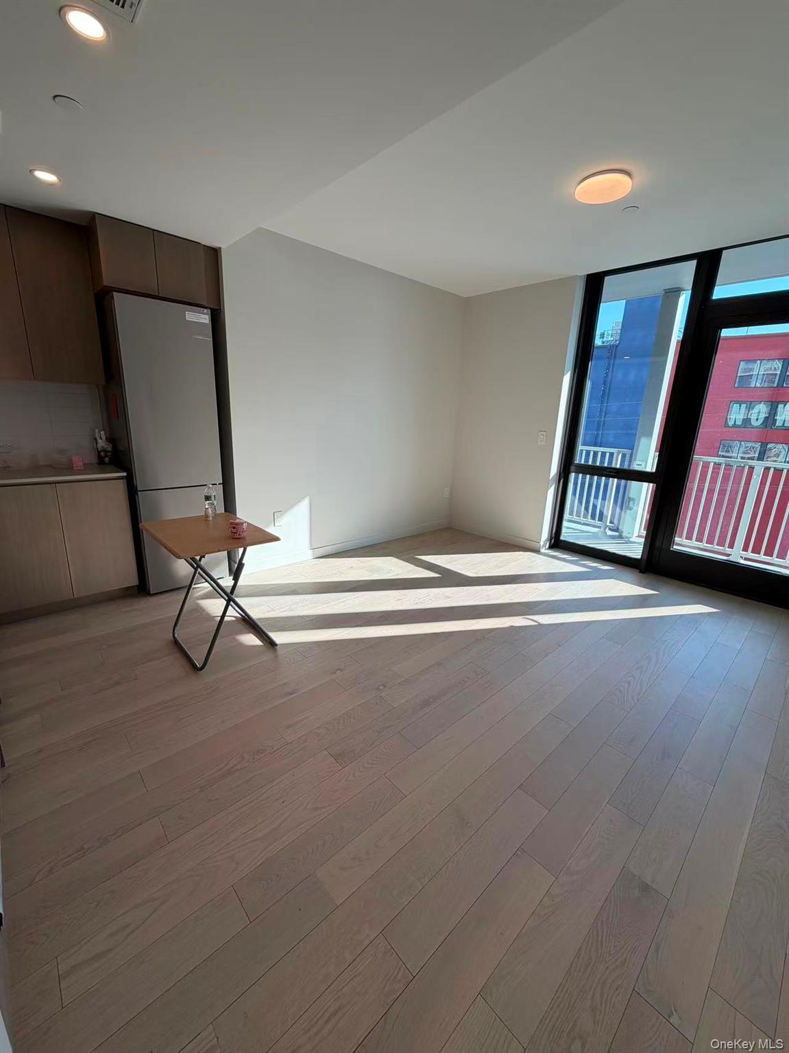 #2 photo, 131-02B 40th Road, कुईंस Flushing , NY 11354