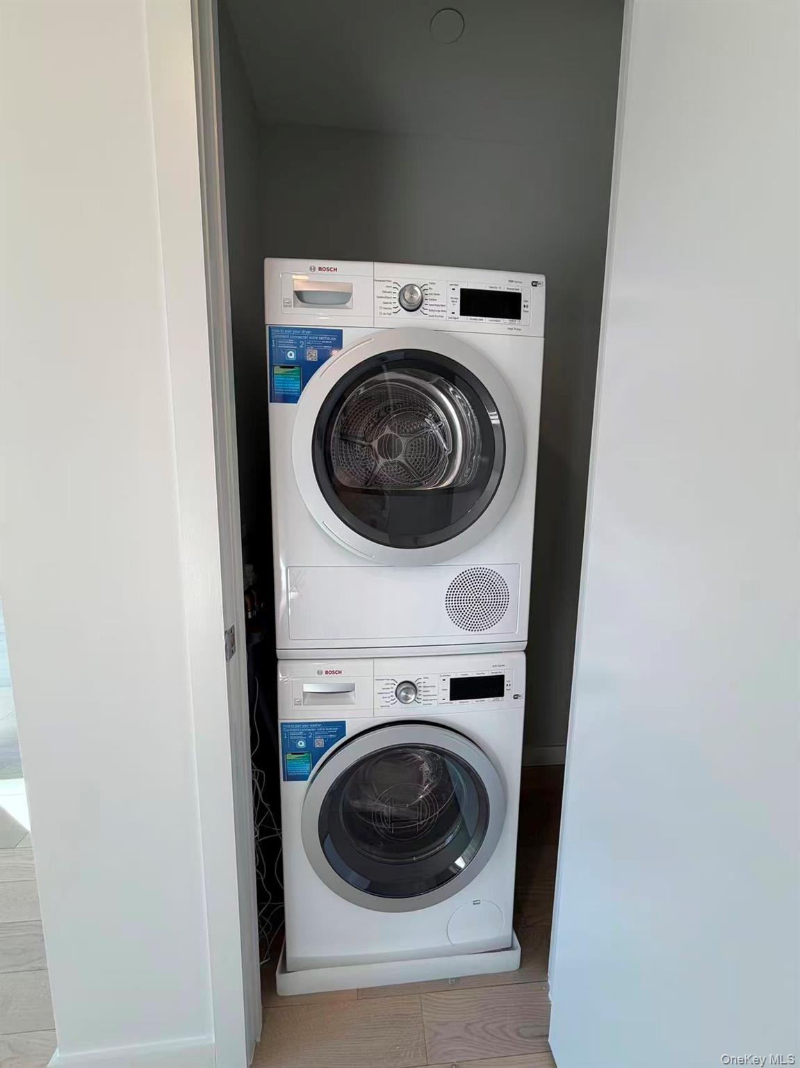 #9 photo, 131-02B 40th Road, कुईंस Flushing , NY 11354