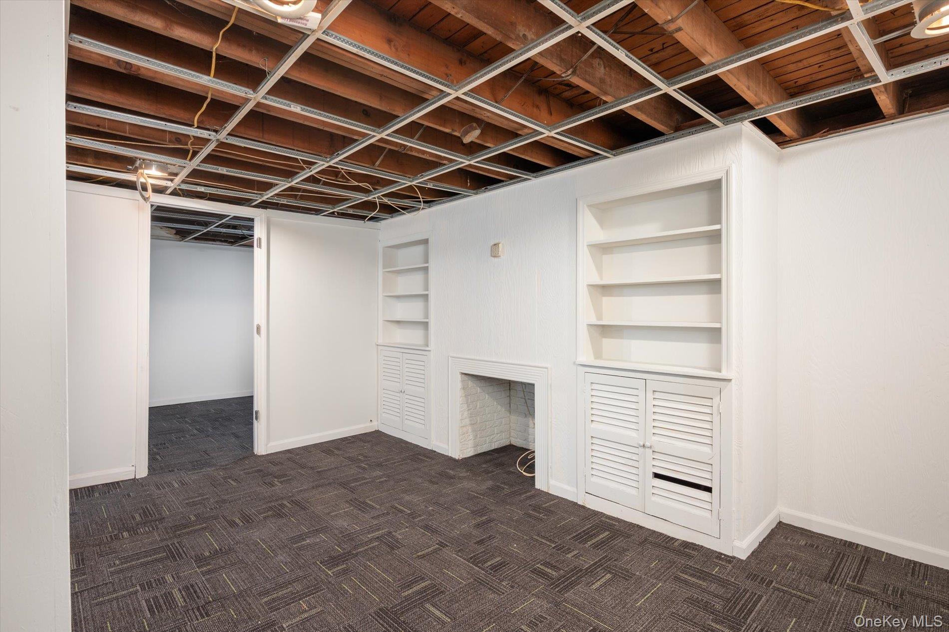 #18 photo, 12 Westbury Avenue, नासाउ काउंटी Plainview , NY 11803