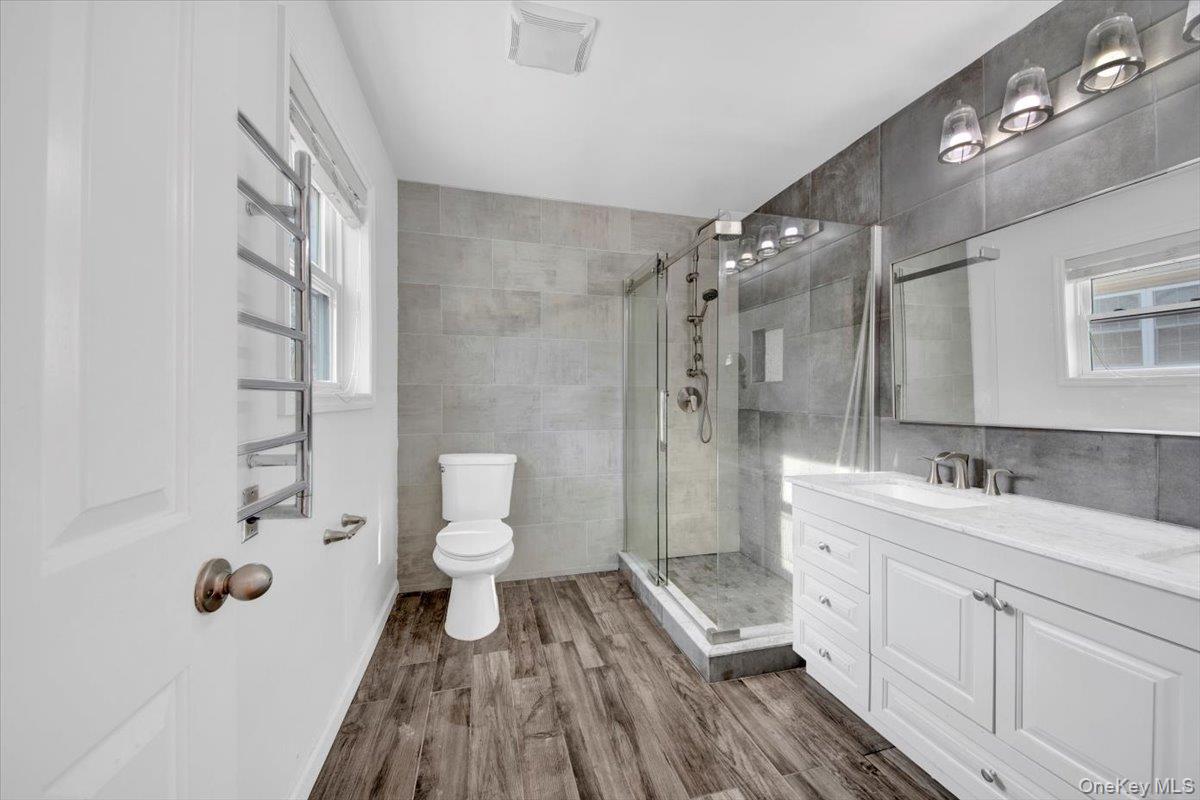 #3 photo, 52 Sears Avenue, 纽约州 Elmsford , NY 10523