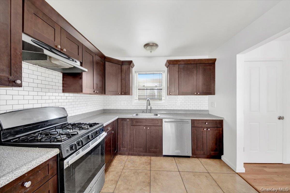 #5 photo, 52 Sears Avenue, 纽约州 Elmsford , NY 10523