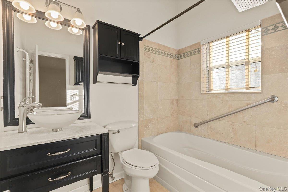 #12 photo, 51 Hemlock Circle, Peekskill , NY 10566