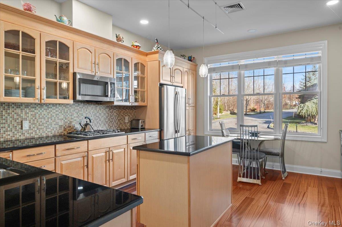 #10 photo, 2279 Dalton Drive, Cortlandt Manor , NY 10567