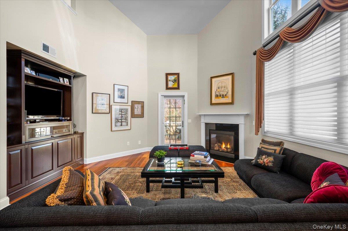 #3 photo, 2279 Dalton Drive, Cortlandt Manor , NY 10567