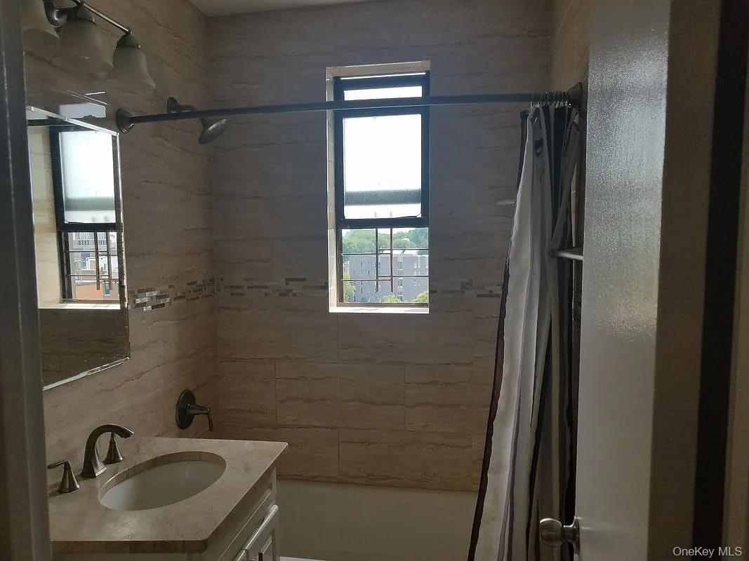 #19 photo, 2640 Marion Avenue, הברונקס Bronx , NY 10458