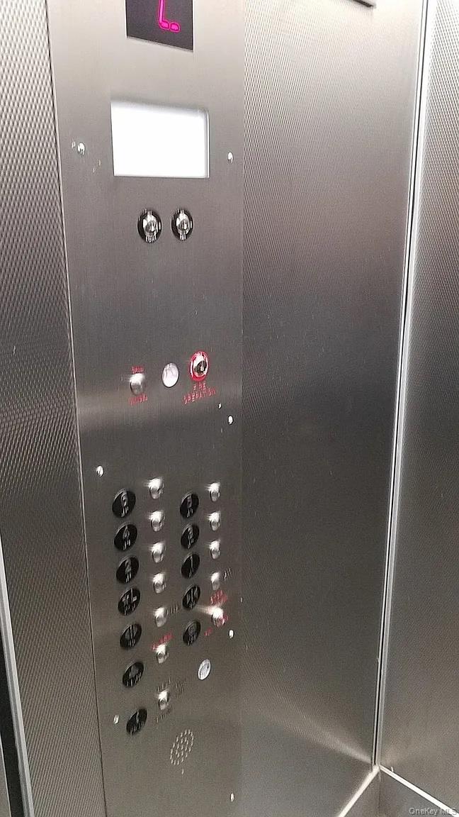 #2 photo, 2640 Marion Avenue, הברונקס Bronx , NY 10458