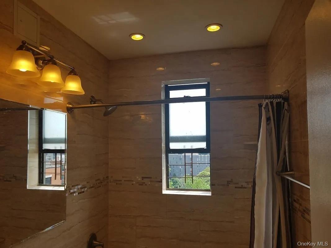 #20 photo, 2640 Marion Avenue, הברונקס Bronx , NY 10458