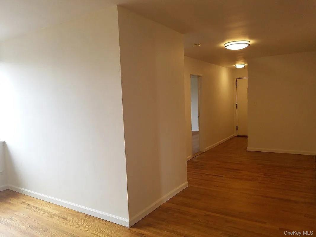 #3 photo, 2640 Marion Avenue, הברונקס Bronx , NY 10458