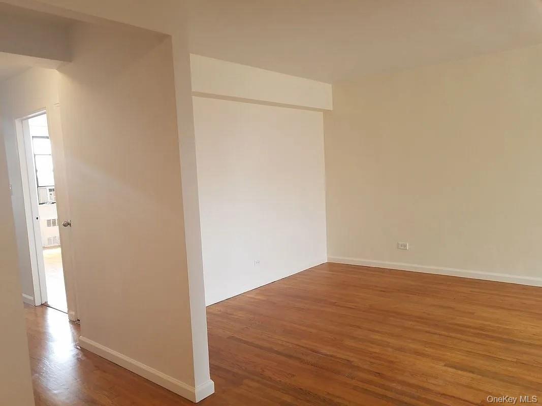 #5 photo, 2640 Marion Avenue, הברונקס Bronx , NY 10458