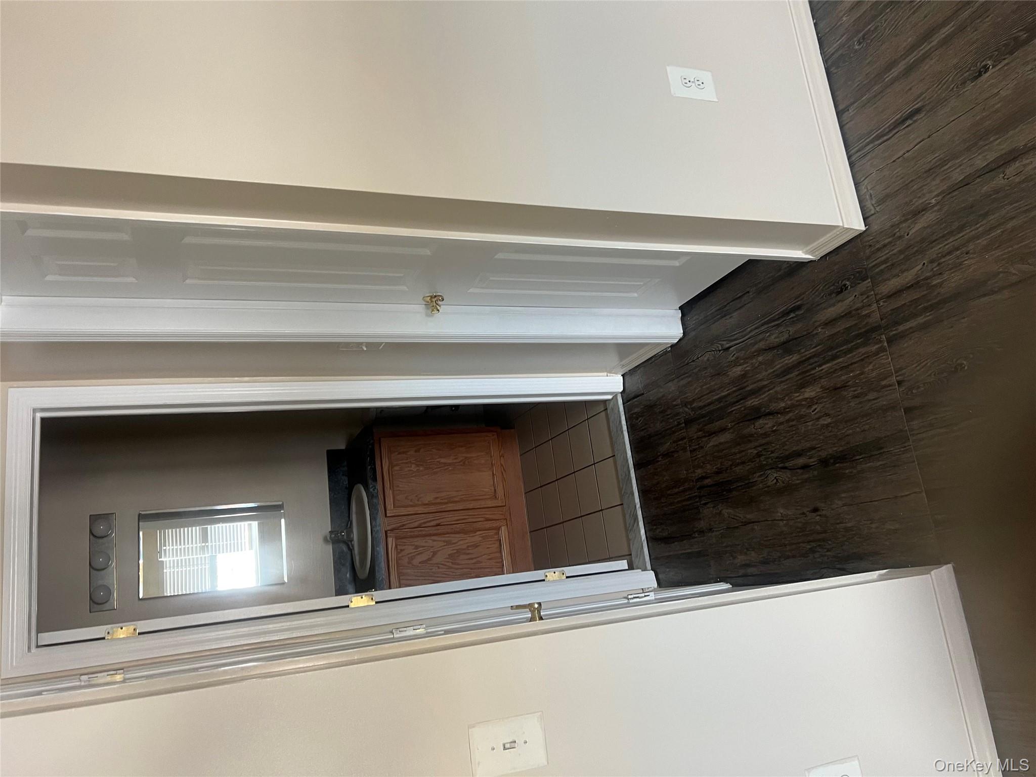 #6 photo, 219 Surf Drive, Bronx , NY 10473