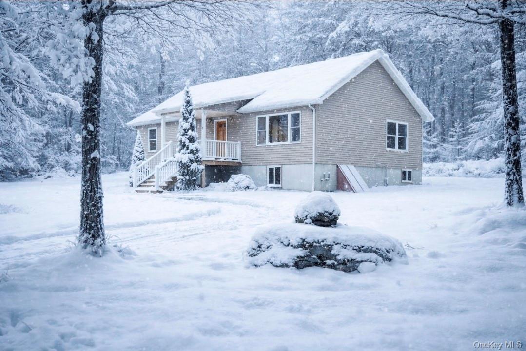 #1 photo, 76 Wynkoop Drive, Kerhonkson , NY 12446