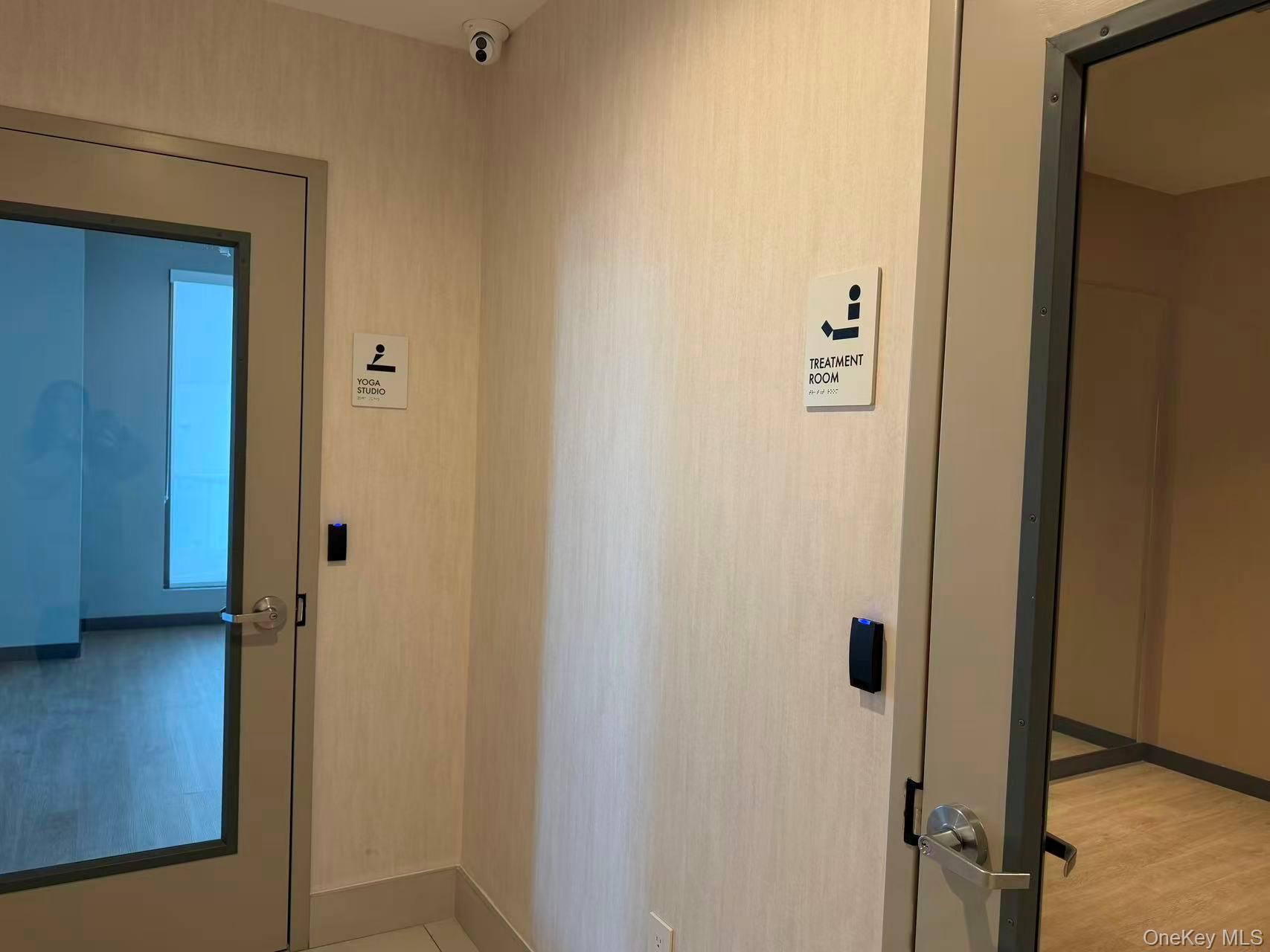 #14 photo, 131-02B 40th Road, फ्लशिंग Flushing , NY 11354