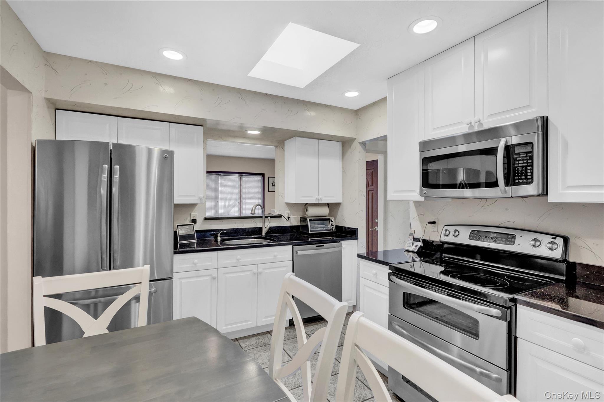 #18 photo, 46 Kalda Lane, নাসাউ কাউন্টি Plainview , NY 11803