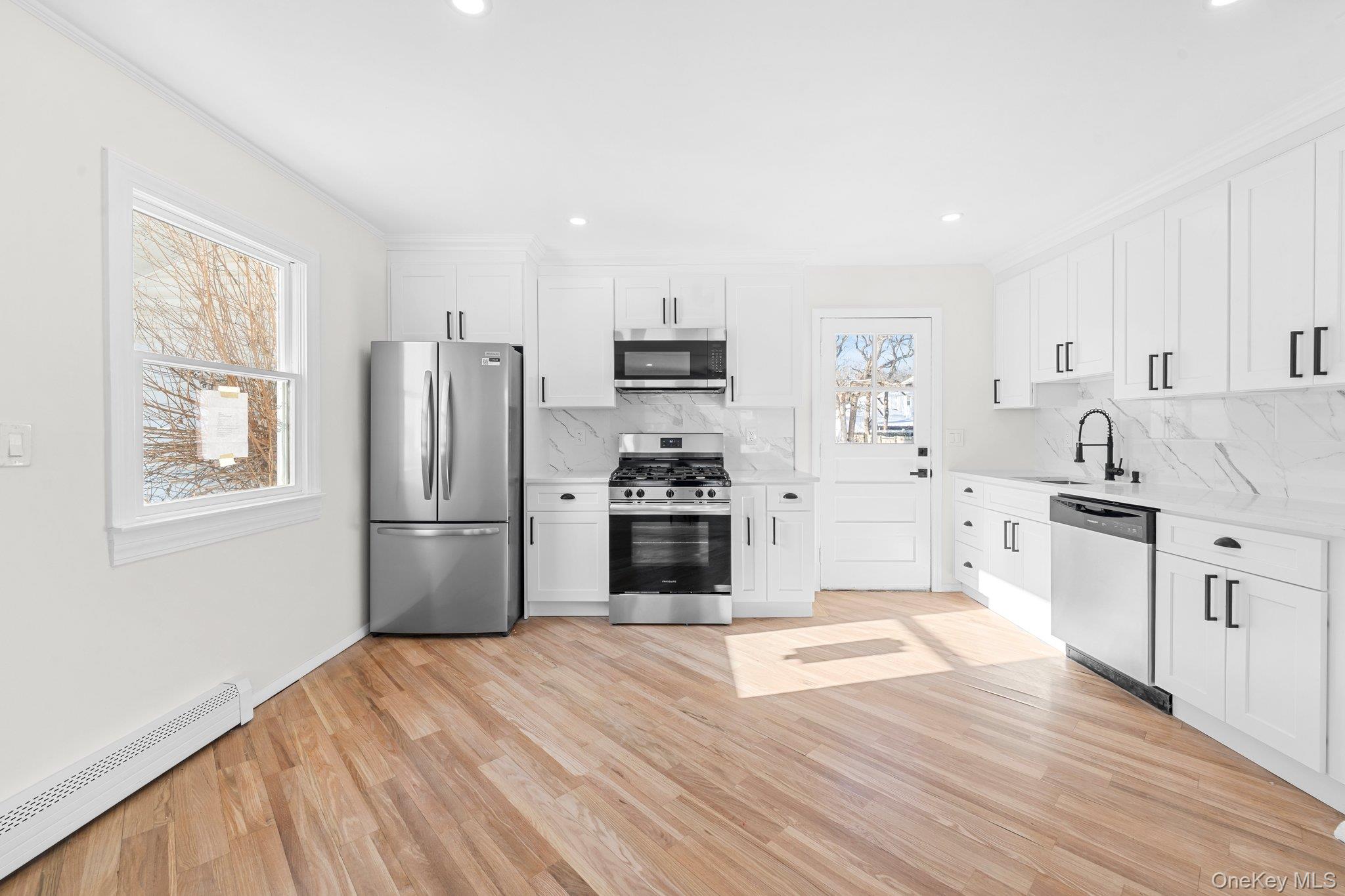 #10 photo, 159 Noel Drive, سوفولك Centereach , NY 11720