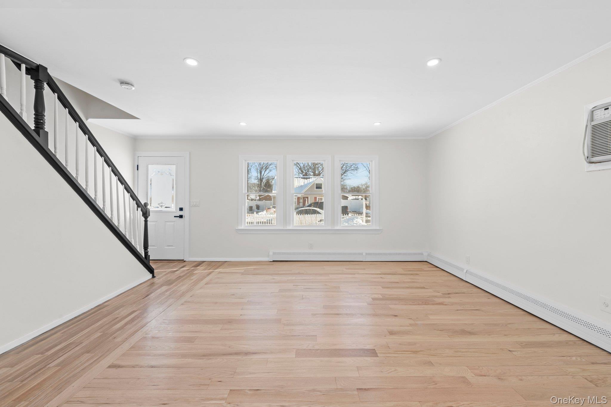 #8 photo, 159 Noel Drive, سوفولك Centereach , NY 11720