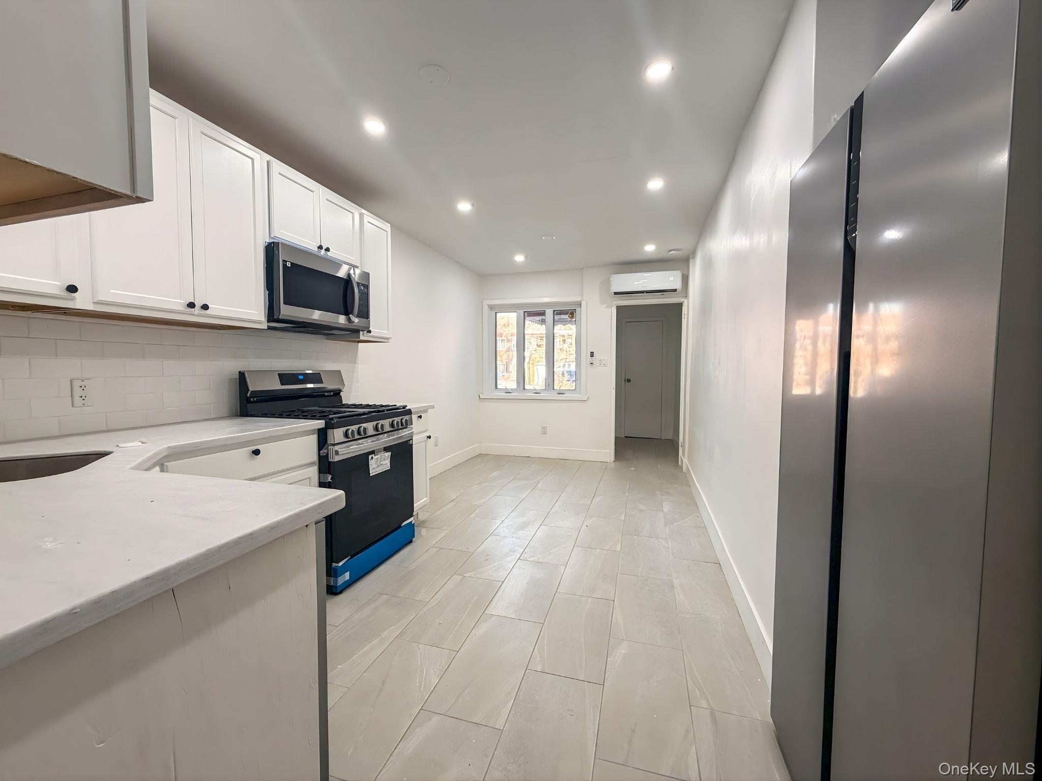 #4 photo, 1262 E 98th Street, Brooklyn , NY 11236