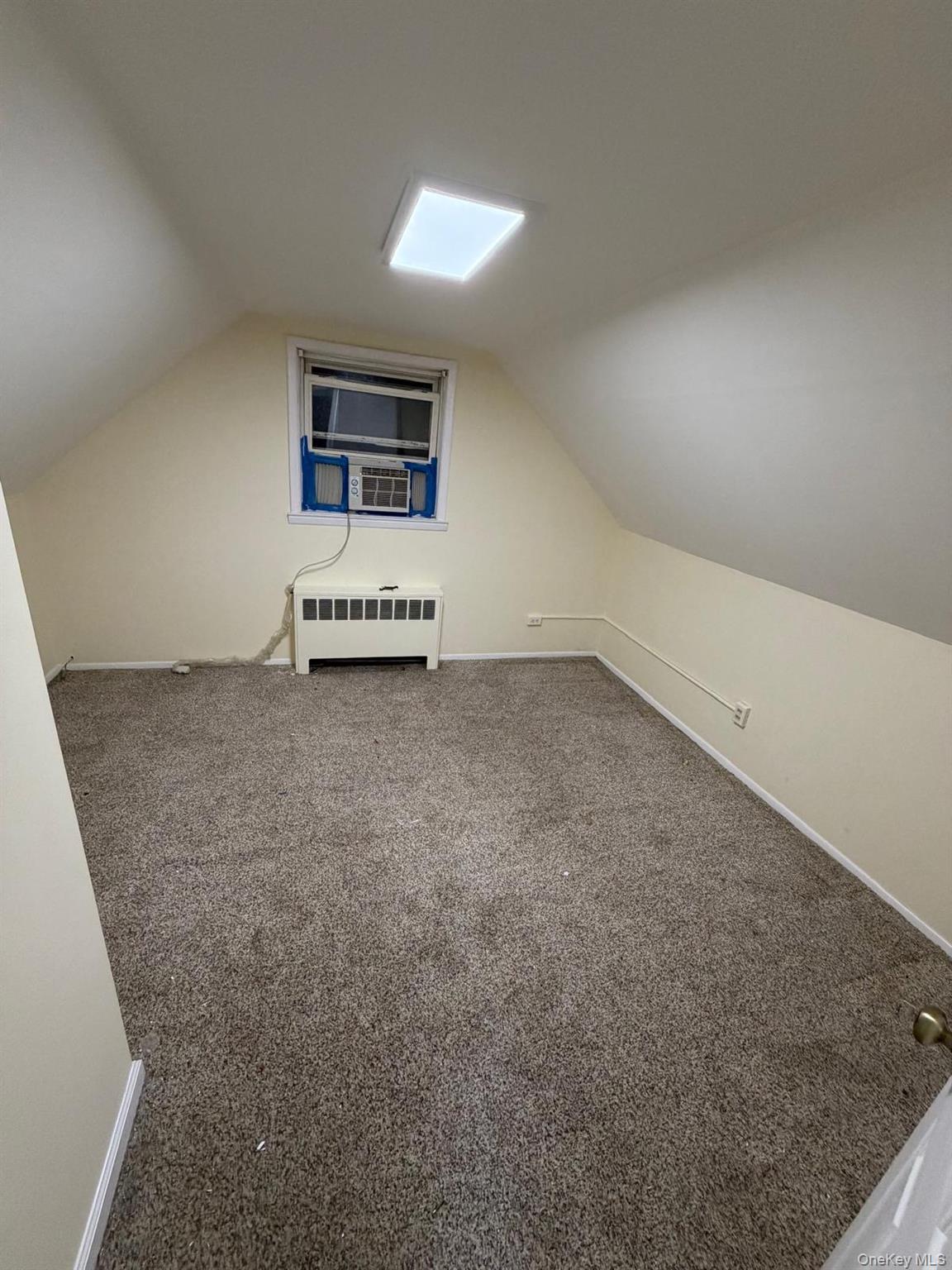 #8 photo, 150 Jacob Street, מחוז נסאו Elmont , NY 11003